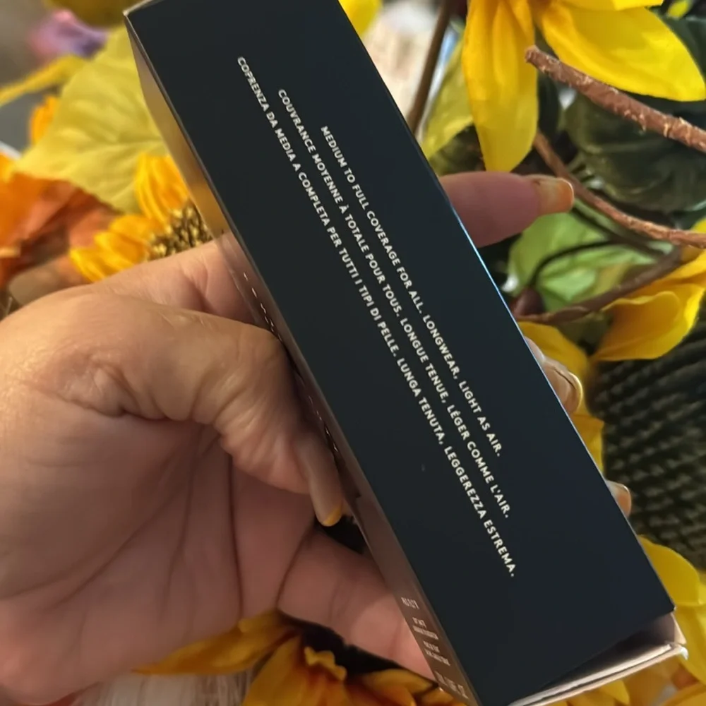 Fenty‎ Beauty Pro Filt’r Matte Longwear Foundation 230